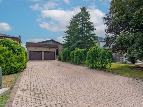 Photo 1 at 101 Leyburn Avenue, Westbrook, Richmond Hill