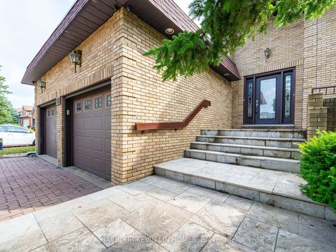 Photo 2 at 101 Leyburn Avenue, Westbrook, Richmond Hill