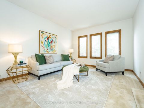 Photo 11 at 101 Leyburn Avenue, Westbrook, Richmond Hill