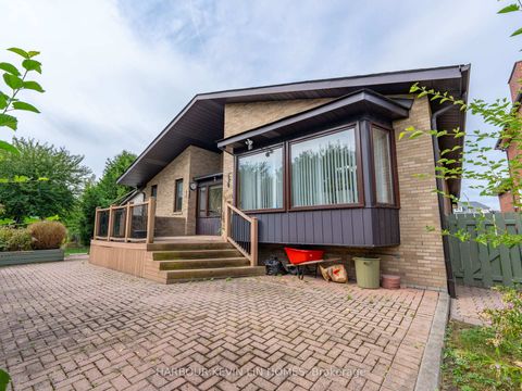 Photo 42 at 101 Leyburn Avenue, Westbrook, Richmond Hill