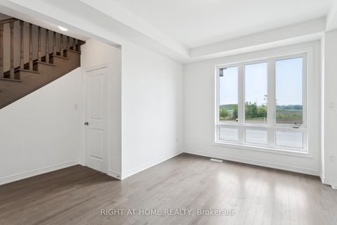 Photo 2 at 10173 Huntington Road, Kleinburg, Vaughan