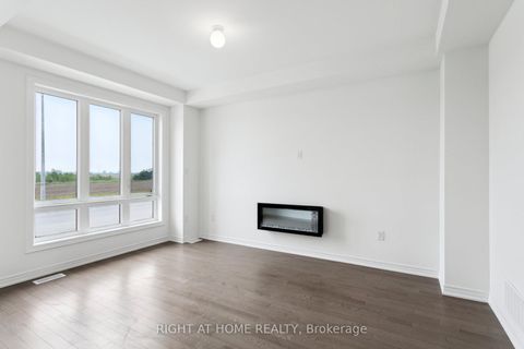 Photo 4 at 10173 Huntington Road, Kleinburg, Vaughan