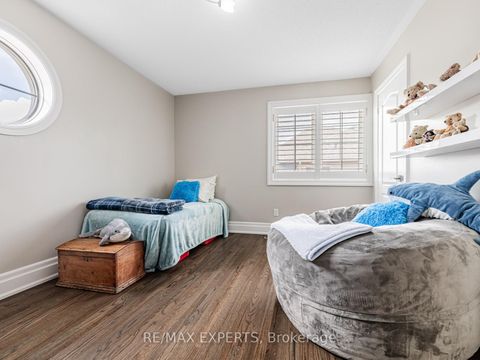 Photo 19 at 215 Thomson Creek Boulevard, Islington Woods, Vaughan