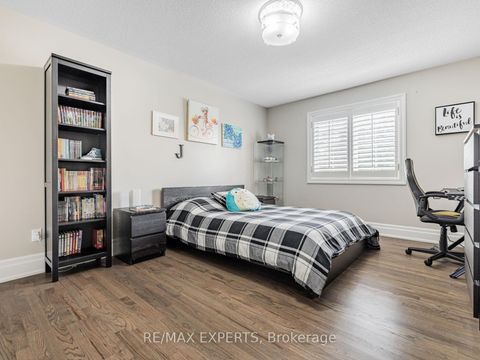 Photo 20 at 215 Thomson Creek Boulevard, Islington Woods, Vaughan
