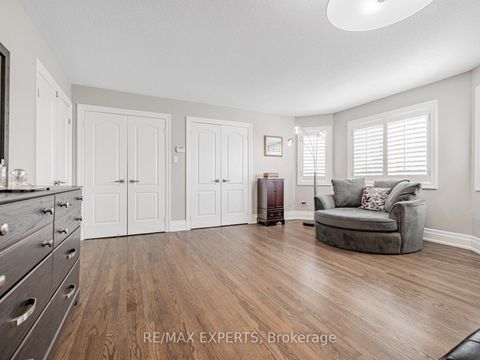 Photo 23 at 215 Thomson Creek Boulevard, Islington Woods, Vaughan