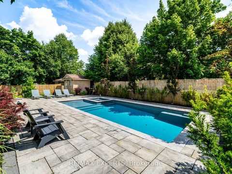 Photo 31 at 215 Thomson Creek Boulevard, Islington Woods, Vaughan