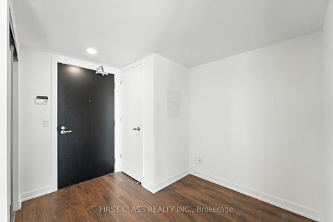 Photo 8 at 1802 - 501 Yonge Street, Yonge Corridor, Toronto