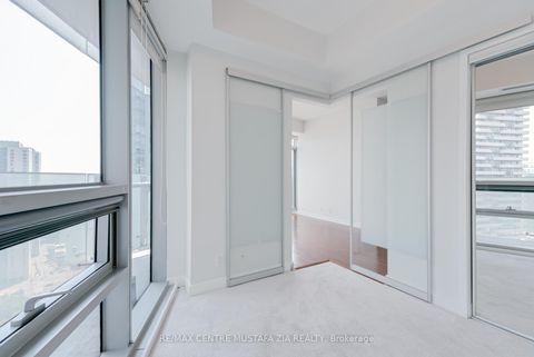 Photo 16 at 2402 - 14 York Street, Waterfront Communities C1, Toronto