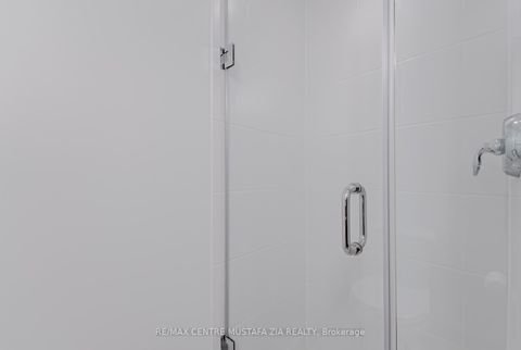Photo 26 at 2402 - 14 York Street, Waterfront Communities C1, Toronto