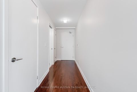 Photo 34 at 2402 - 14 York Street, Waterfront Communities C1, Toronto