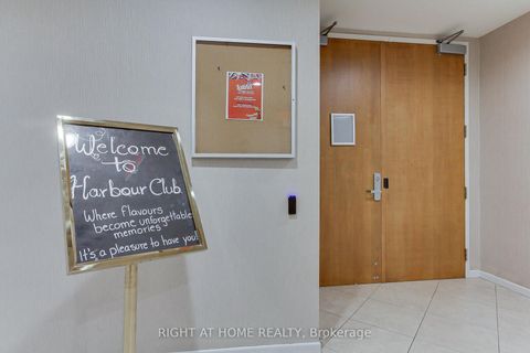 Photo 6 at 504 - 77 Harbour Square, Waterfront Communities C1, Toronto
