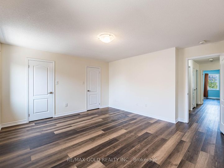 Photo 22 at 6 Feeder Street, Northwest Brampton, Brampton