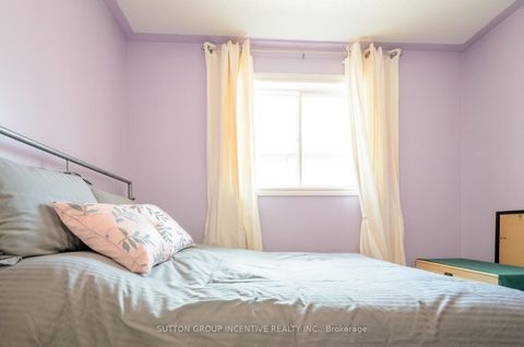 Photo 17 at 6 BROWN WOOD Drive, Little Lake, Barrie