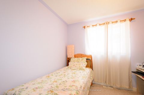 Photo 18 at 6 BROWN WOOD Drive, Little Lake, Barrie