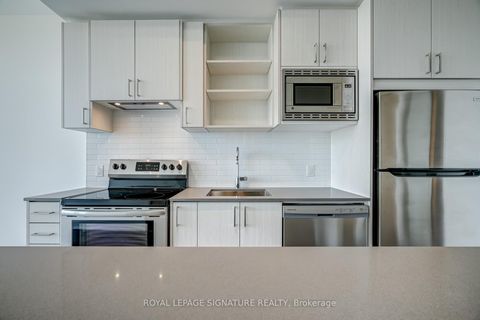 Photo 9 at 322 - 60 George Butchart Drive, CFB, Toronto