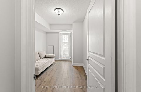 Photo 8 at 1410 - 8 Scollard Street, Annex, Toronto