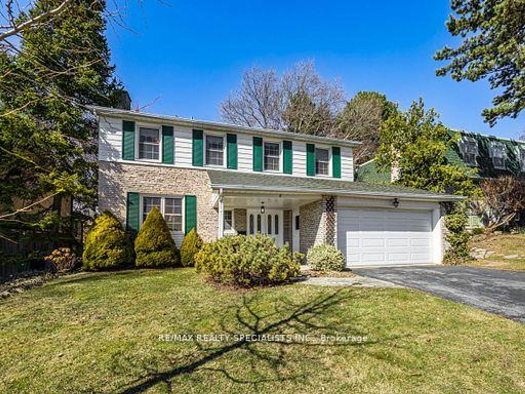 8 Beveridge Drive, Donalda, Toronto 