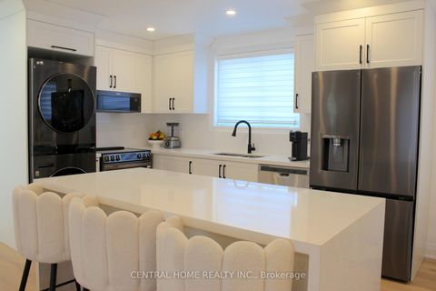 Photo 7 at 755 Botany Hill Crescent, Leslie Valley, Newmarket