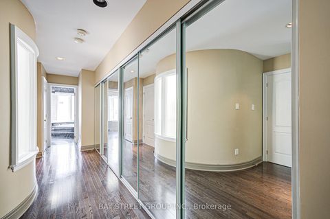 Photo 17 at 529 Davenport Road, Casa Loma, Toronto