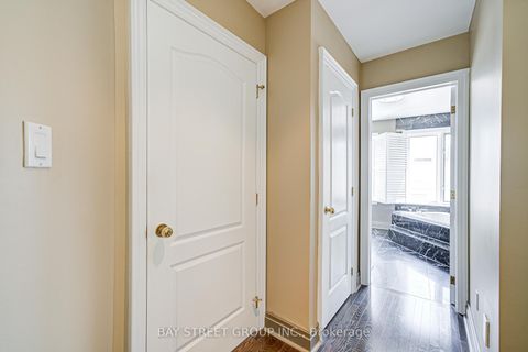 Photo 19 at 529 Davenport Road, Casa Loma, Toronto