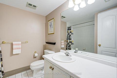Photo 25 at 529 Davenport Road, Casa Loma, Toronto