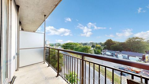 Photo 13 at 526 - 90 Glen Everest Road, Cliffside, Toronto