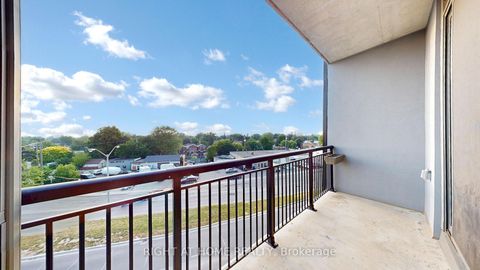 Photo 14 at 526 - 90 Glen Everest Road, Cliffside, Toronto