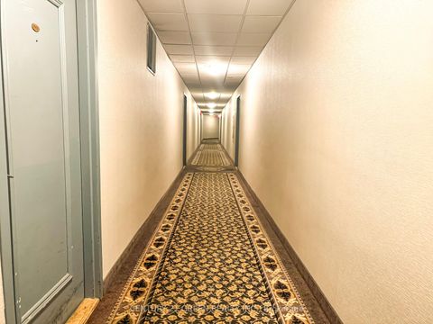 Photo 8 at PH 3 - 10 Edgecliff Golfway, Flemingdon Park, Toronto
