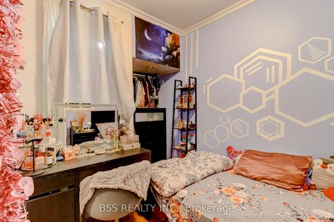 Photo 11 at 96 Laurel Avenue, Kennedy Park, Toronto