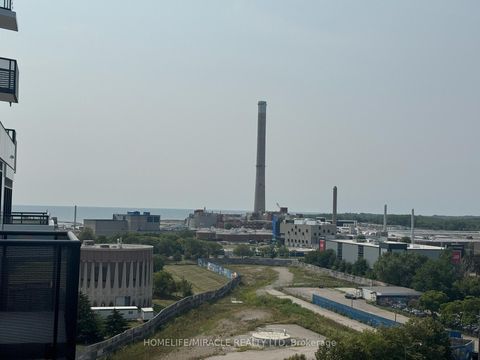 Photo 1 at 1012 - 1050 Eastern Avenue, The Beaches, Toronto