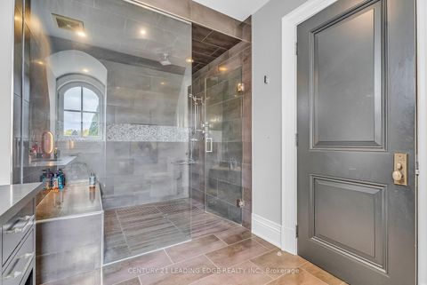 Photo 23 at 2 NIGHTFALL Court, Kleinburg, Vaughan