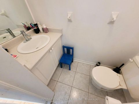 Photo 13 at 50 Beresford Drive, Langstaff, Richmond Hill