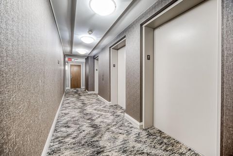 Photo 2 at 702 - 21 Hillcrest Avenue, Willowdale East, Toronto