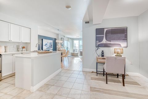 Photo 13 at 702 - 21 Hillcrest Avenue, Willowdale East, Toronto