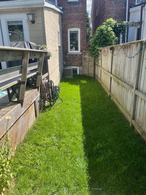 Photo 3 at 552 Main Street, Lumsden, Toronto