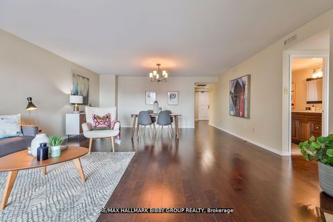 Photo 5 at 803 - 160 Frederick Street, Moss Park, Toronto