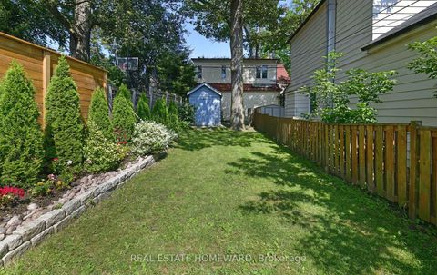 Photo 10 at 11 Elmer Avenue, The Beaches, Toronto