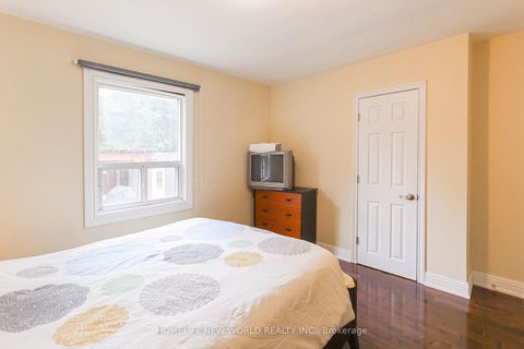 Photo 22 at 34 Greylawn Crescent, Maryvale, Toronto