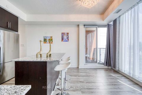 Photo 7 at 202A - 9608 Yonge Street, North Richvale, Richmond Hill
