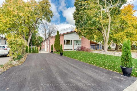 Photo 0 at 323 Kerswell Drive, Crosby, Richmond Hill