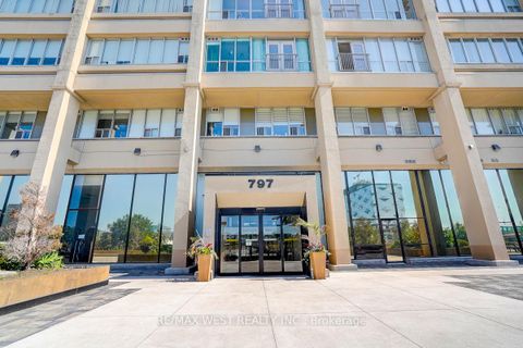 Photo 1 at 1001 - 797 Don Mills Road, Flemingdon Park, Toronto