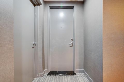 Photo 3 at 1001 - 797 Don Mills Road, Flemingdon Park, Toronto Photo 3 at 1001 - 797 Don Mills Road, Flemingdon Park, Toronto