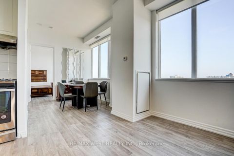 Photo 18 at 1001 - 797 Don Mills Road, Flemingdon Park, Toronto