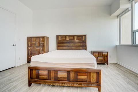 Photo 25 at 1001 - 797 Don Mills Road, Flemingdon Park, Toronto