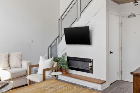 Photo 4 at 811 - 800 King Street W, Niagara, Toronto