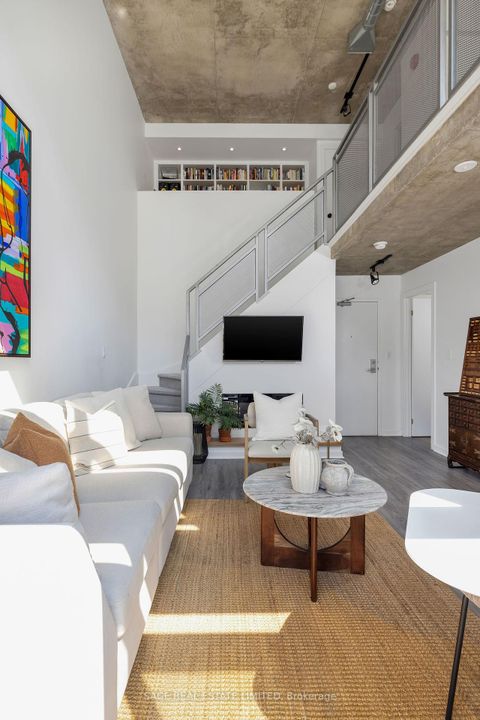 Photo 6 at 811 - 800 King Street W, Niagara, Toronto Photo 6 at 811 - 800 King Street W, Niagara, Toronto