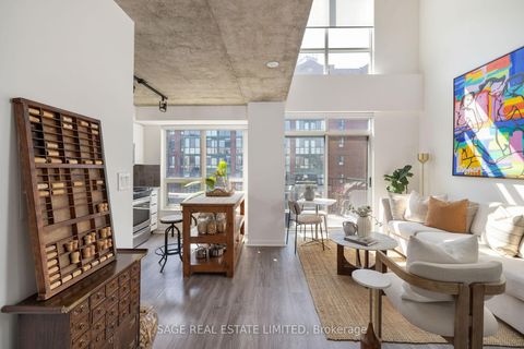 Photo 10 at 811 - 800 King Street W, Niagara, Toronto