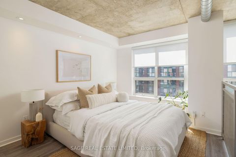 Photo 26 at 811 - 800 King Street W, Niagara, Toronto