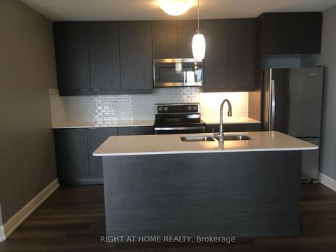 Photo 8 at 312 - 2910 Highway No, 7 Road W, Concord, Vaughan