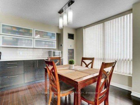 Photo 8 at 811 - 3 Hickory Tree Road, Weston, Toronto